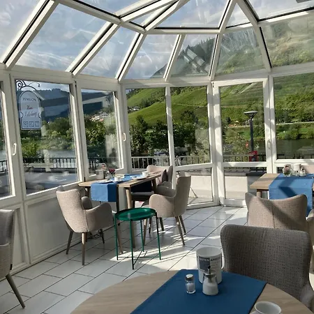 Gasthuis Haus Erholung 4*